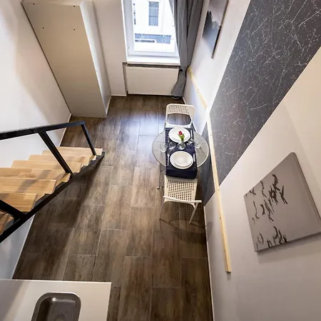 Urban Getaway Lofts דירה