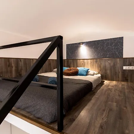 Urban Getaway Lofts * בודפשט