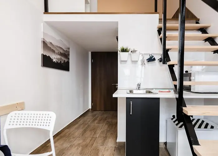 Urban Getaway Lofts *