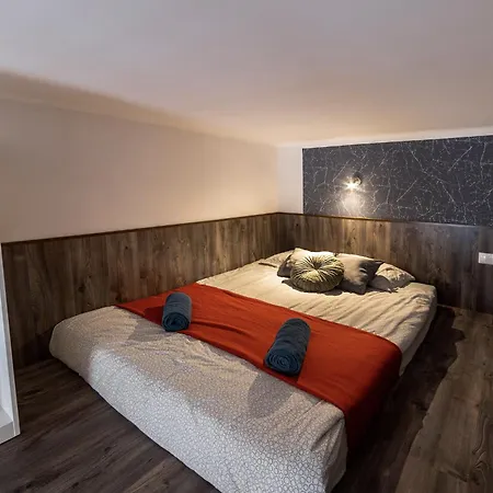 Urban Getaway Lofts * Budapest