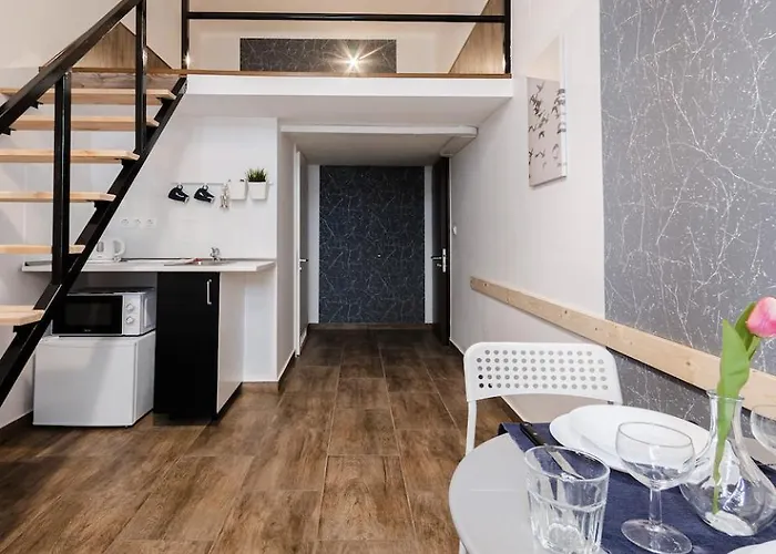Urban Getaway Lofts *
