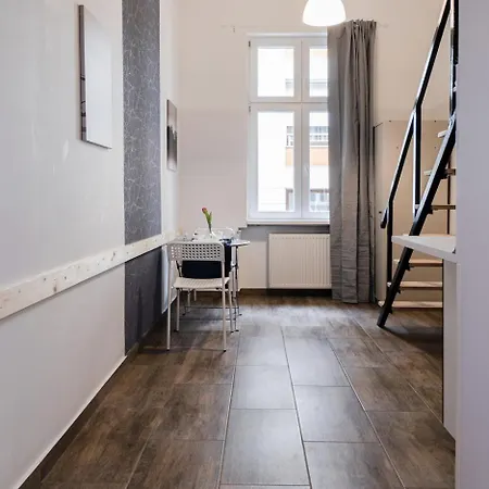 公寓 Urban Getaway Lofts *